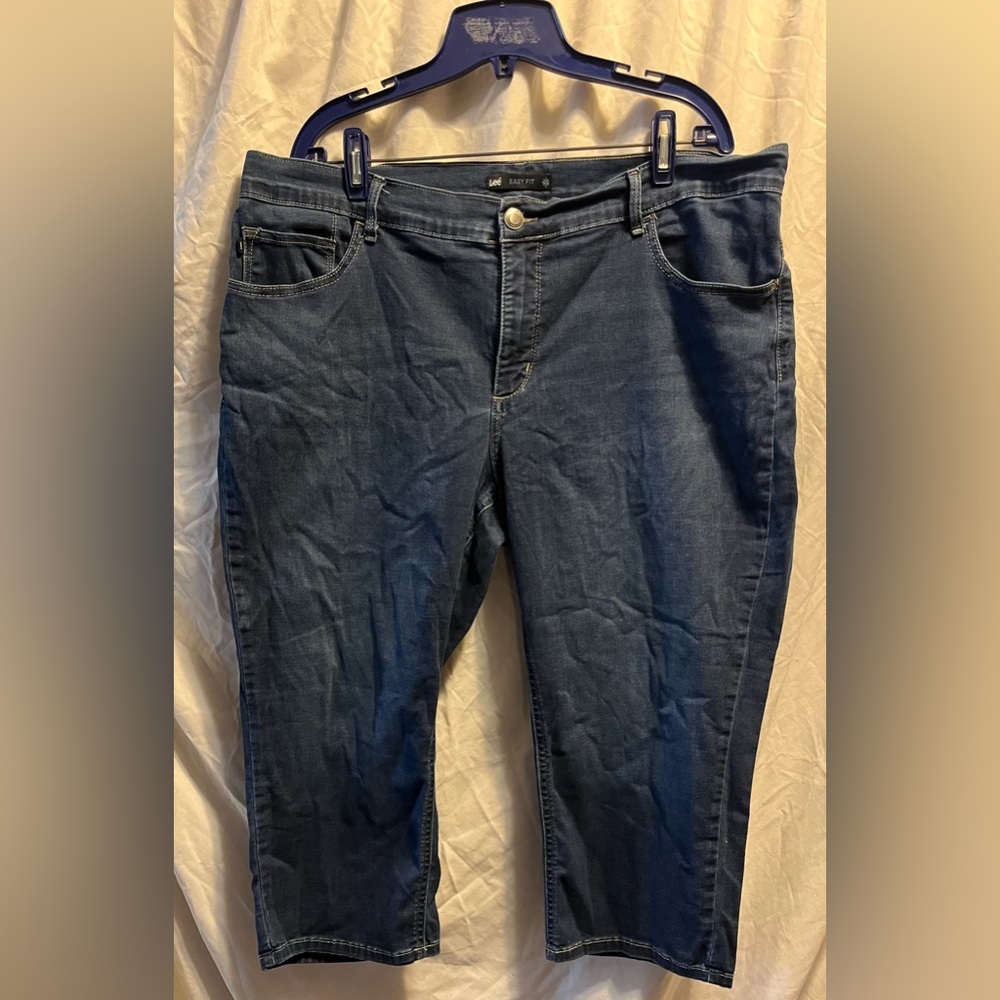 Lee Easy Fit denim capris size 18W